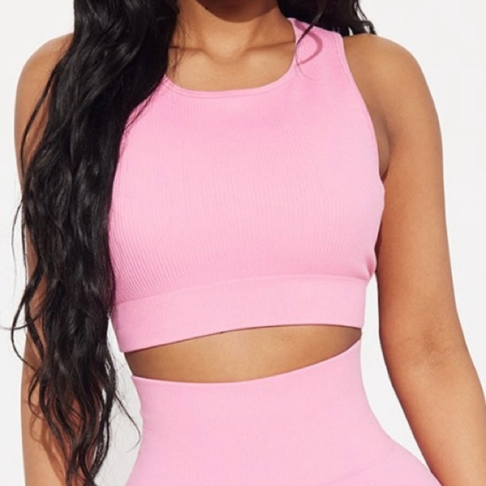 Bubblegum Pink Seamless Open Back Sports Bra